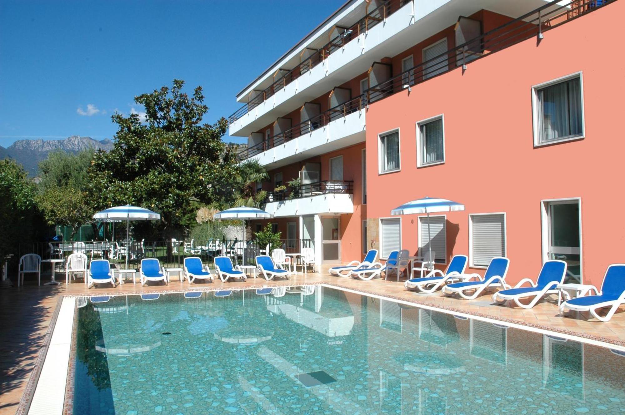 Hotel Garni Magnolia 3*