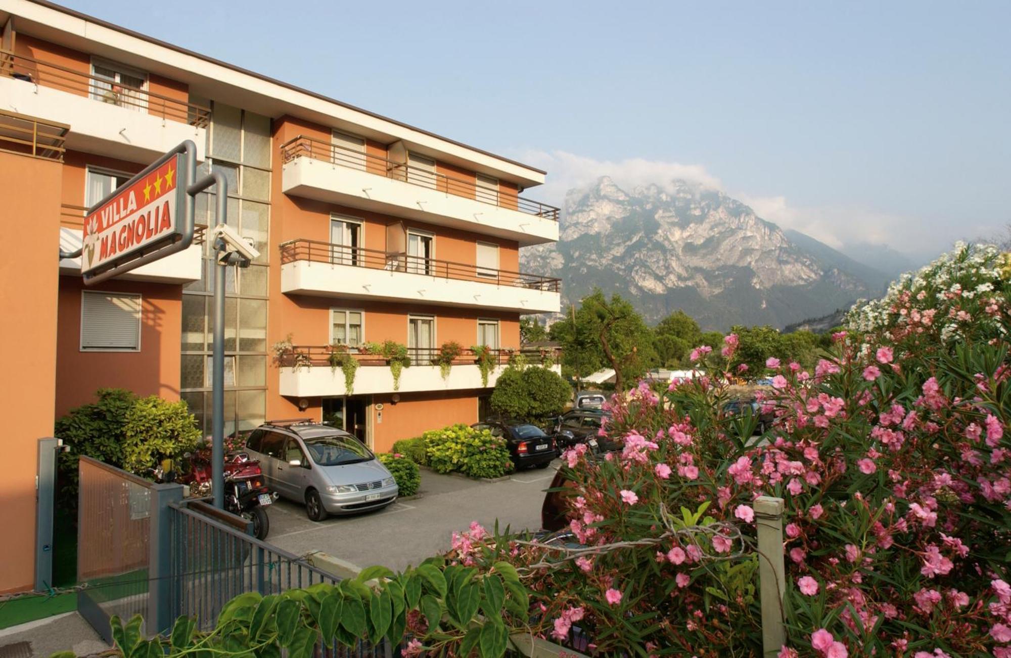 Garni Magnolia