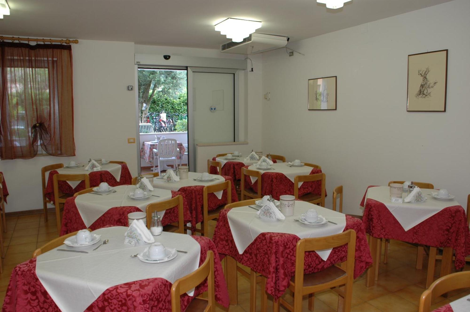 Hotel Garni Magnolia 3*