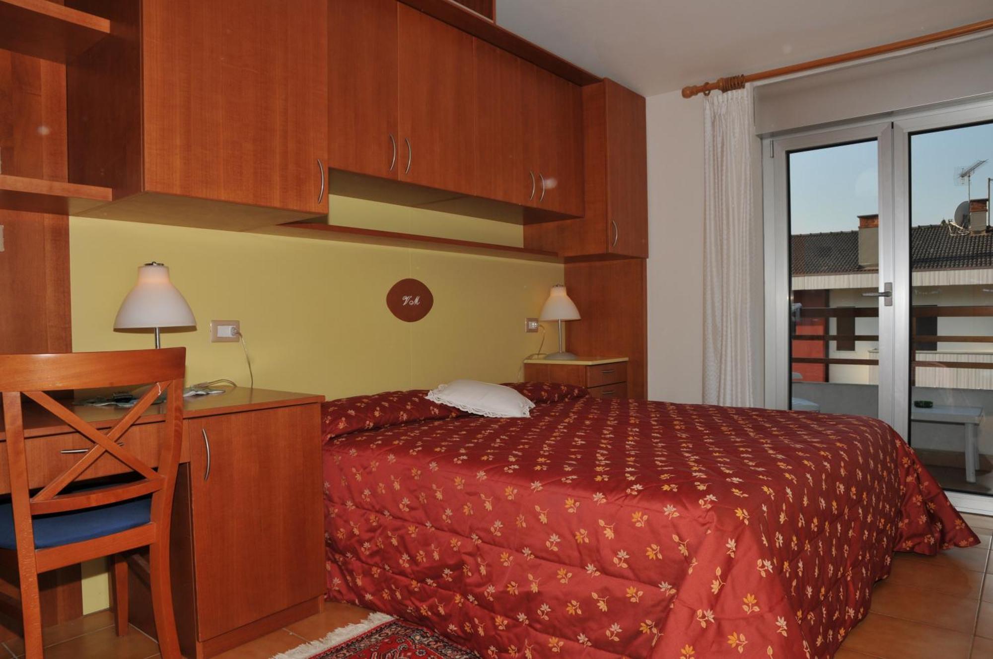 Hotel Garni Magnolia 3*
